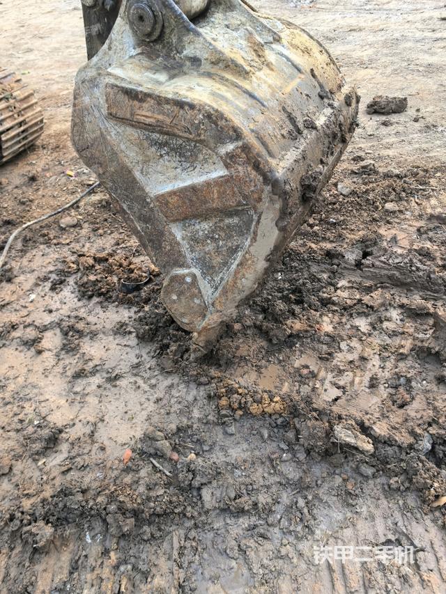 鏟斗45度（工作和回轉(zhuǎn)裝置）