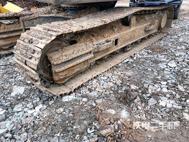 左側(cè)履帶整體?（行走機(jī)構(gòu)）