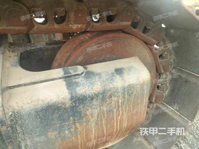 右導向輪(行走機構) 右導向輪(行走機構)