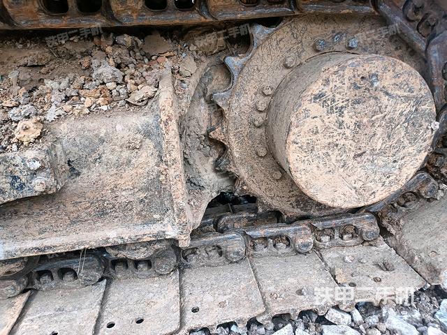 左驅(qū)動(dòng)輪（行走機(jī)構(gòu)）