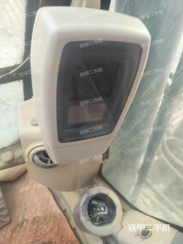 顯示屏?(駕駛室部分) 顯示屏?(駕駛室部分)