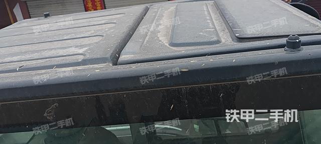 驾驶室顶部（整机外观）