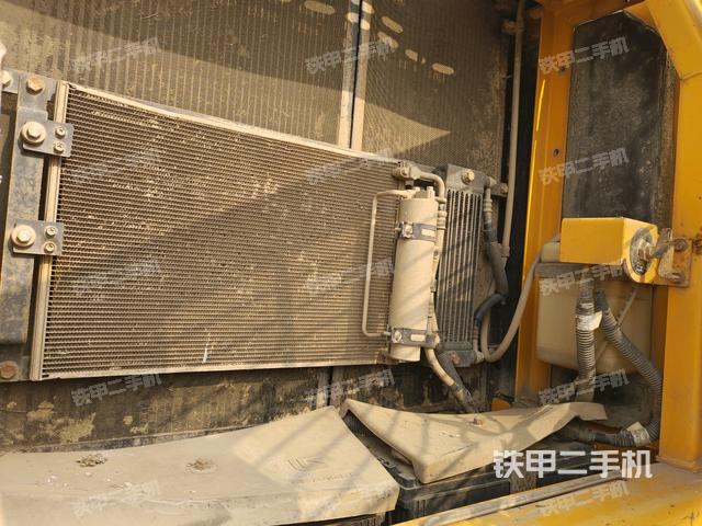 散熱器正面（大件艙室）