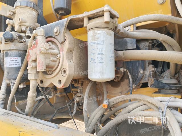 液壓泵斜45?左（大件艙室）