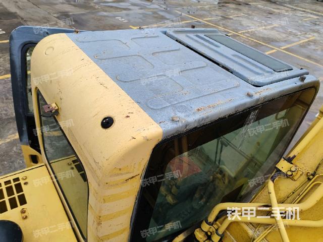 駕駛室頂部俯視(上車部件) 駕駛室頂部俯視(上車部件)