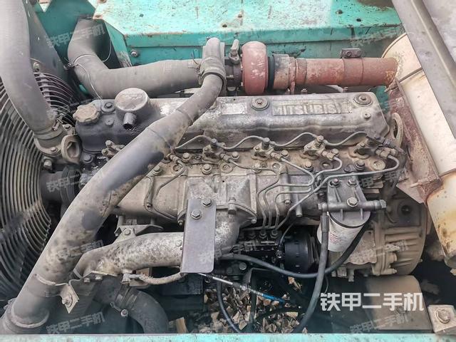 發(fā)動(dòng)機(jī)整體俯視(整機(jī)外觀) 發(fā)動(dòng)機(jī)整體俯視(整機(jī)外觀)