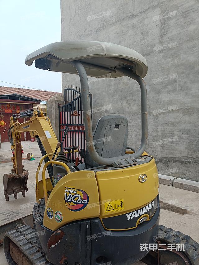 驾驶室整体（整机外观）