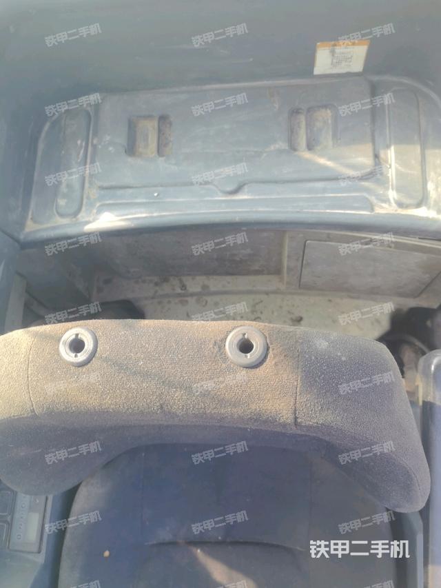 座椅后部（駕駛室部分）