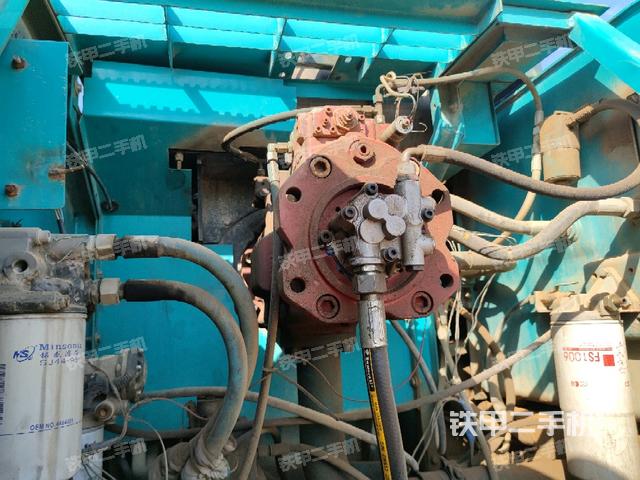 液壓泵斜45?左（大件艙室）