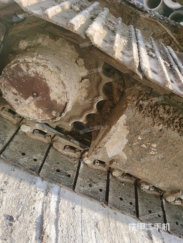 单侧履带整体（整机外观）