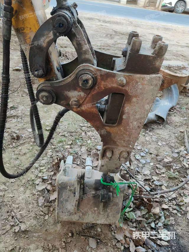 駕駛室整體（整機(jī)外觀）