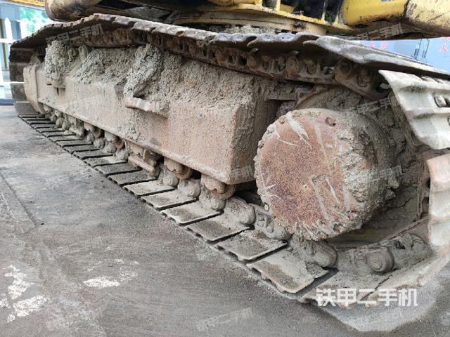 左側(cè)履帶整體?(行走機(jī)構(gòu)) 左側(cè)履帶整體?(行走機(jī)構(gòu))