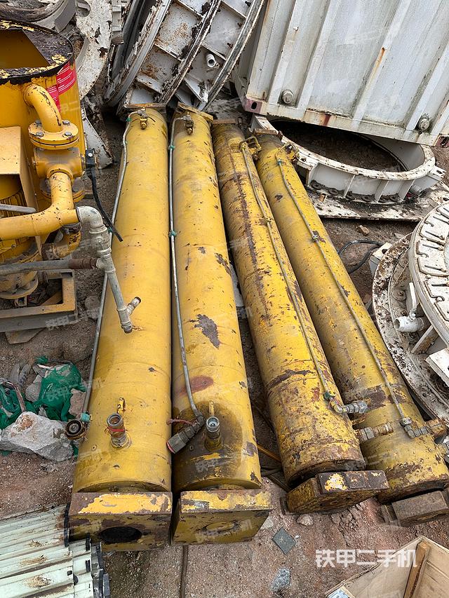 整机左侧（设备外观及核心部件）