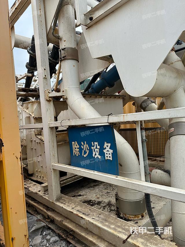 驾驶室操作台（设备外观及核心部件）