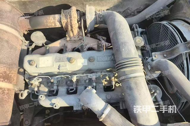 发动机整体俯视（整机外观）