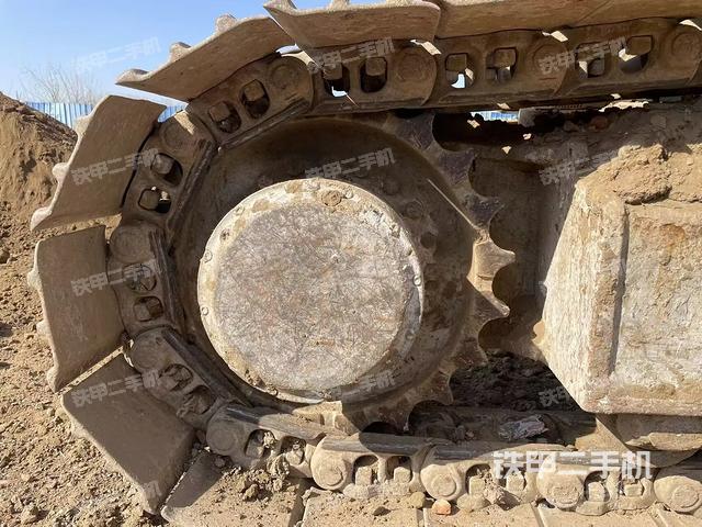 單側(cè)履帶整體（整機(jī)外觀）