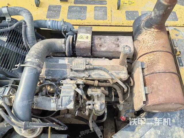 发动机整体俯视（整机外观）