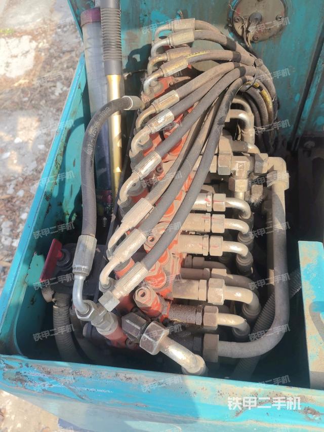 分配閥（上車部件）