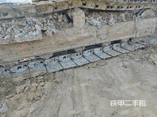 單側(cè)履帶整體（整機外觀）