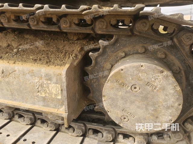 左側(cè)行走馬達(dá)蓋板（行走機(jī)構(gòu)）