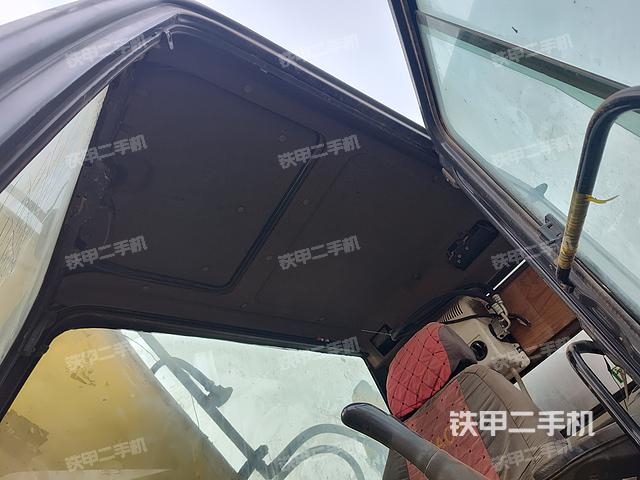 駕駛室頂部（整機(jī)外觀）