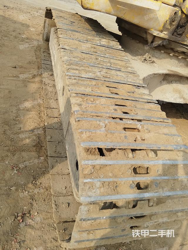 单侧履带整体（整机外观）