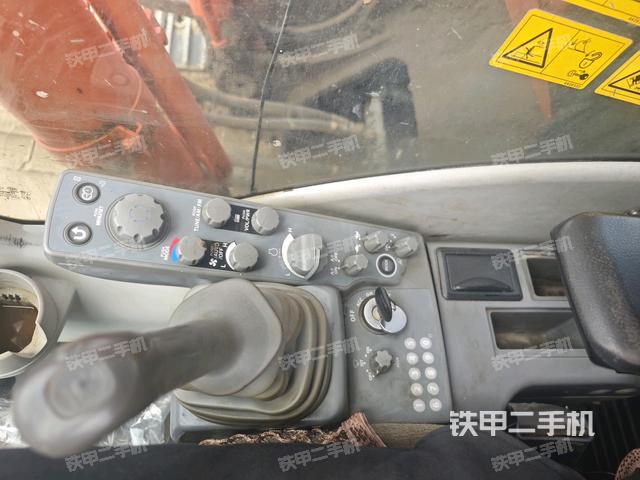 小時表(駕駛室部分) 小時表(駕駛室部分)