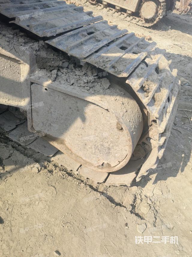 右側(cè)行走馬達(dá)蓋板（行走機(jī)構(gòu)）