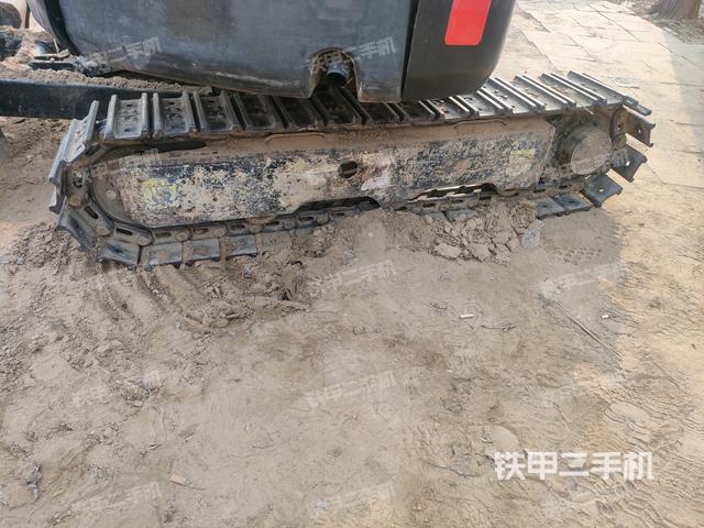 三一重工SY16C挖掘机的设备实拍-第3张实拍照片