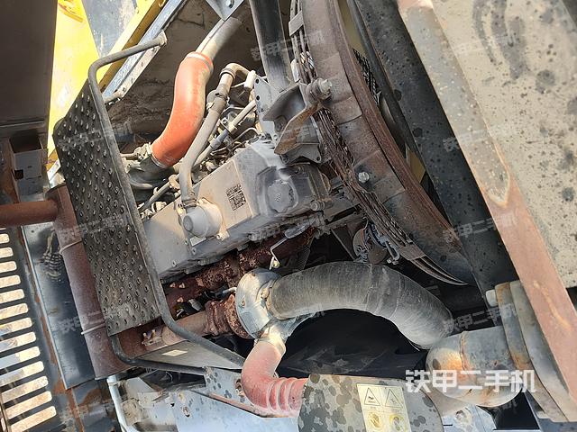 發(fā)動機(jī)整體俯視（整機(jī)外觀）