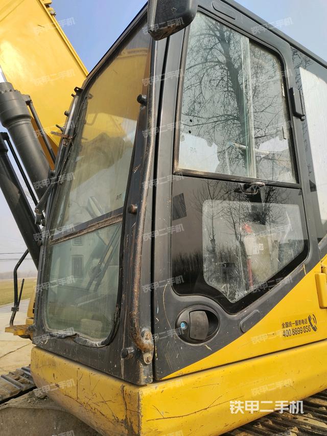 駕駛室左前45度（駕駛室部分）