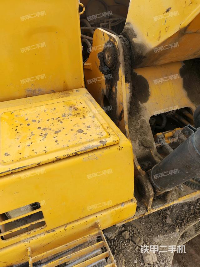 大臂根部?斜視（工作和回轉(zhuǎn)裝置）