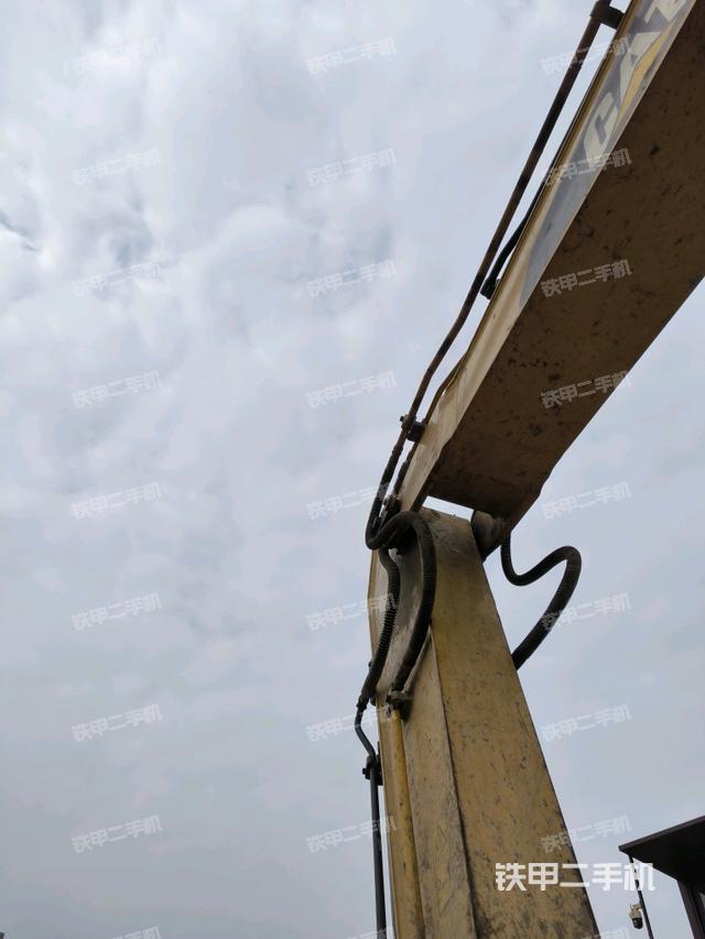 小臂整體左后（工作和回轉(zhuǎn)裝置）