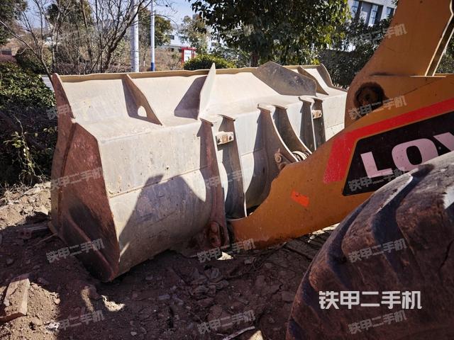 工作裝置整體(整機外觀及大件) 工作裝置整體(整機外觀及大件)
