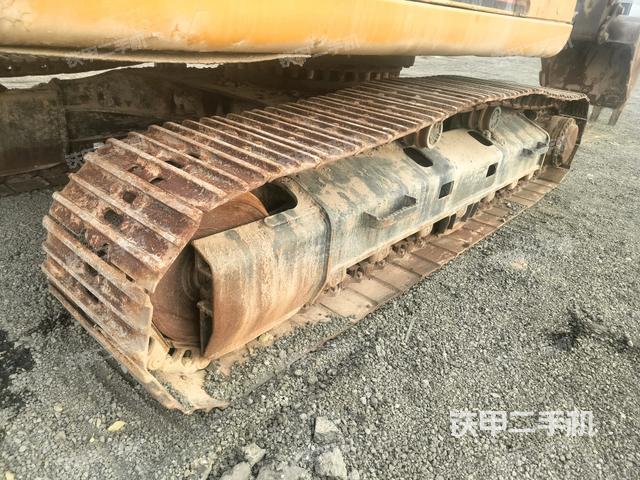 右側履帶整體(行走機構) 右側履帶整體(行走機構)