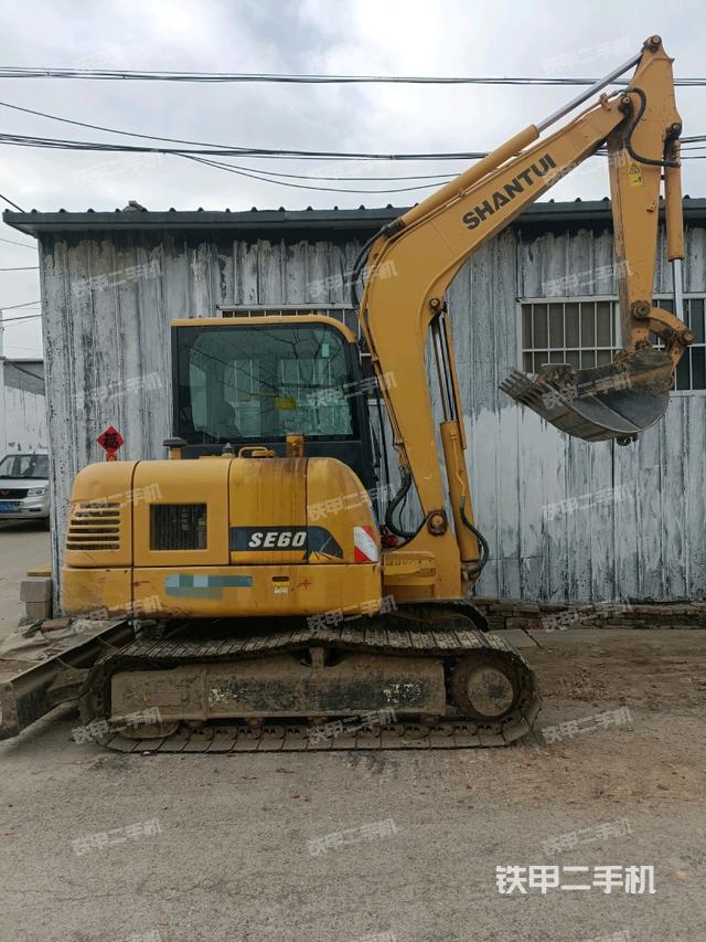 整機右后45°（整機外觀）