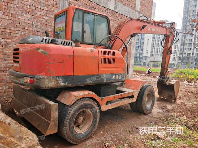 右后45(整機(jī)外觀) 右后45(整機(jī)外觀)