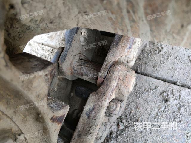 左托鏈輪和鏈筋(行走機(jī)構(gòu)) 左托鏈輪和鏈筋(行走機(jī)構(gòu))