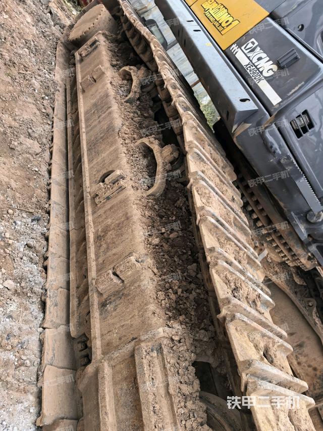 左側(cè)行走馬達蓋板（行走機構(gòu)）