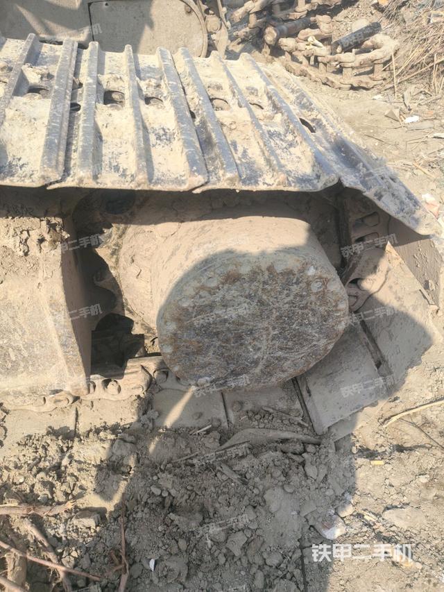 左驅(qū)動(dòng)輪（行走機(jī)構(gòu)）