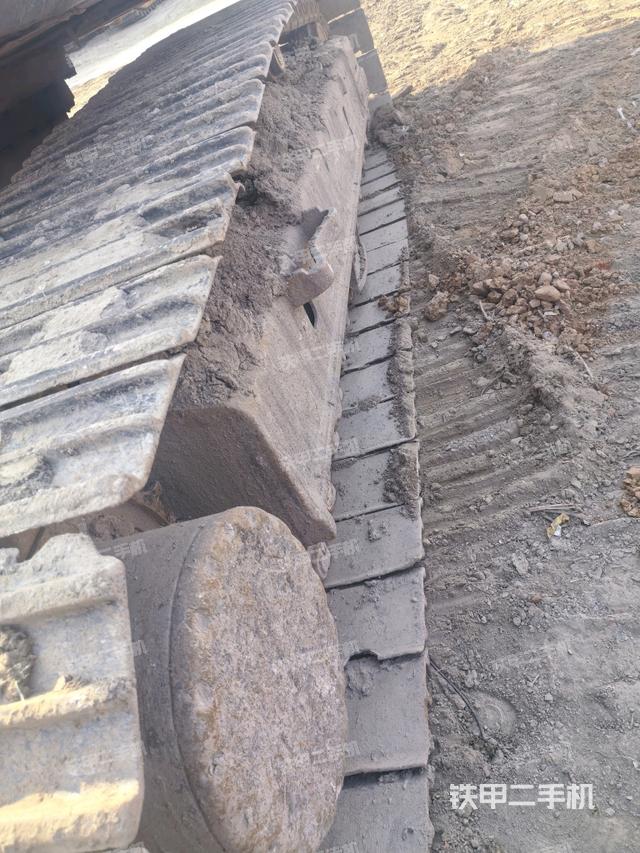 右側(cè)履帶整體（行走機(jī)構(gòu)）