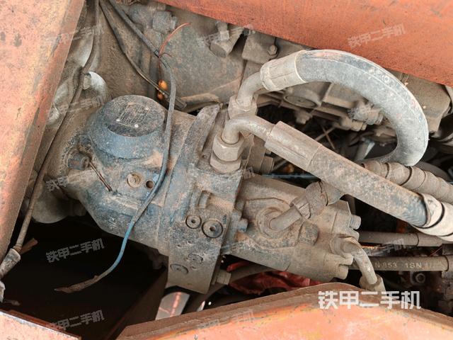 液壓泵室(大件艙室) 液壓泵室(大件艙室)