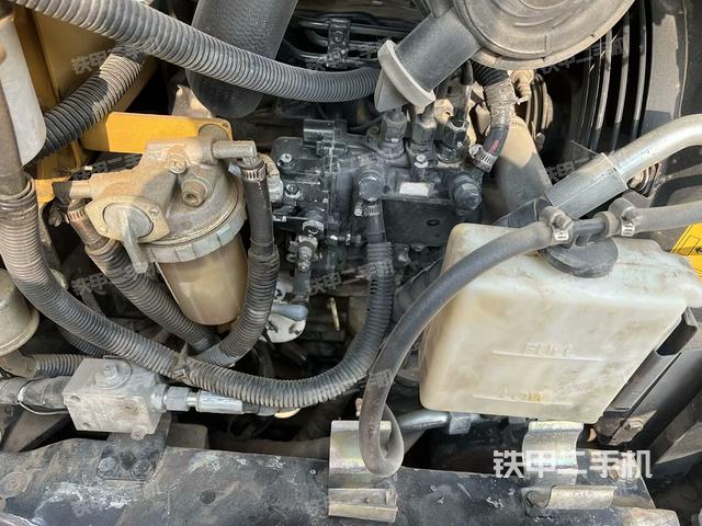 發(fā)動(dòng)機(jī)整體俯視（整機(jī)外觀）