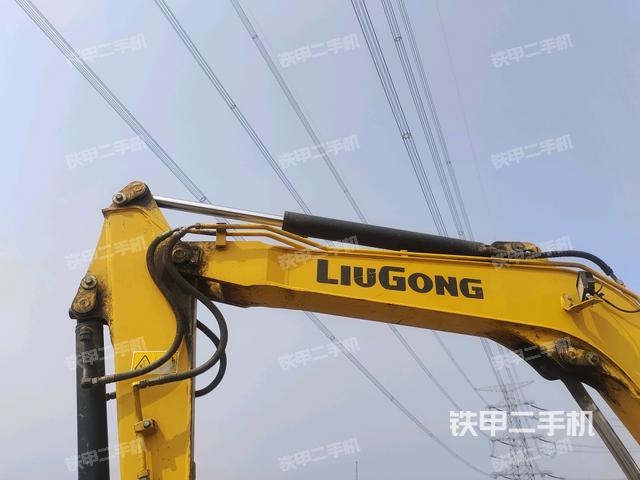 大臂整體?右側(cè)（工作和回轉(zhuǎn)裝置）