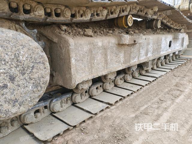 右側(cè)履帶整體（行走機(jī)構(gòu)）