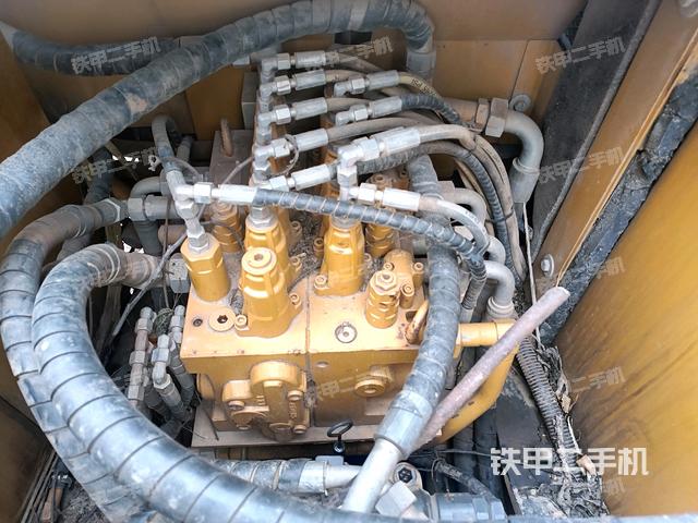 分配閥（上車部件）