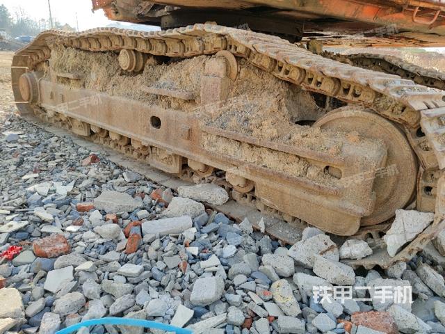 右側(cè)履帶整體（行走機(jī)構(gòu)）