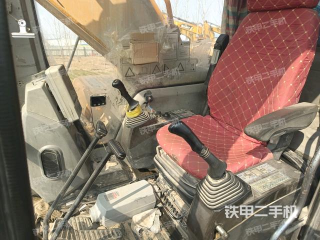 后窗玻璃角標(biāo)（駕駛室部分）