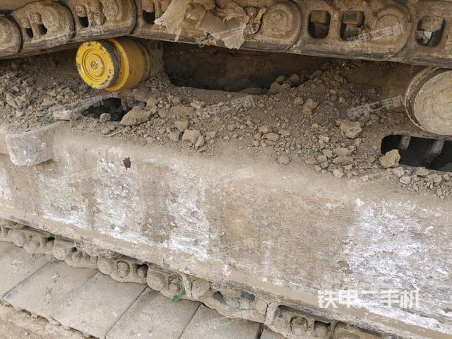 左驅(qū)動(dòng)輪（行走機(jī)構(gòu)）