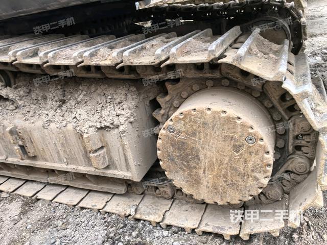 右側(cè)履帶整體（行走機構(gòu)）